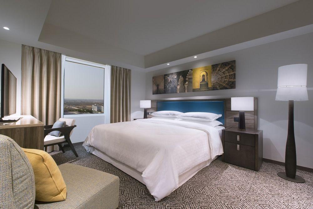 Sheraton Hotel 5*