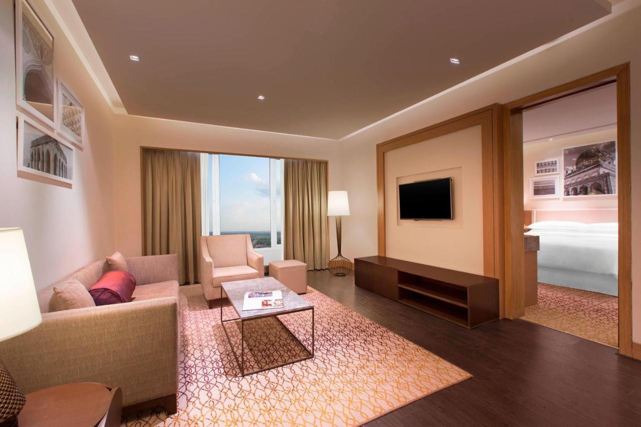Sheraton Hotel 5*
