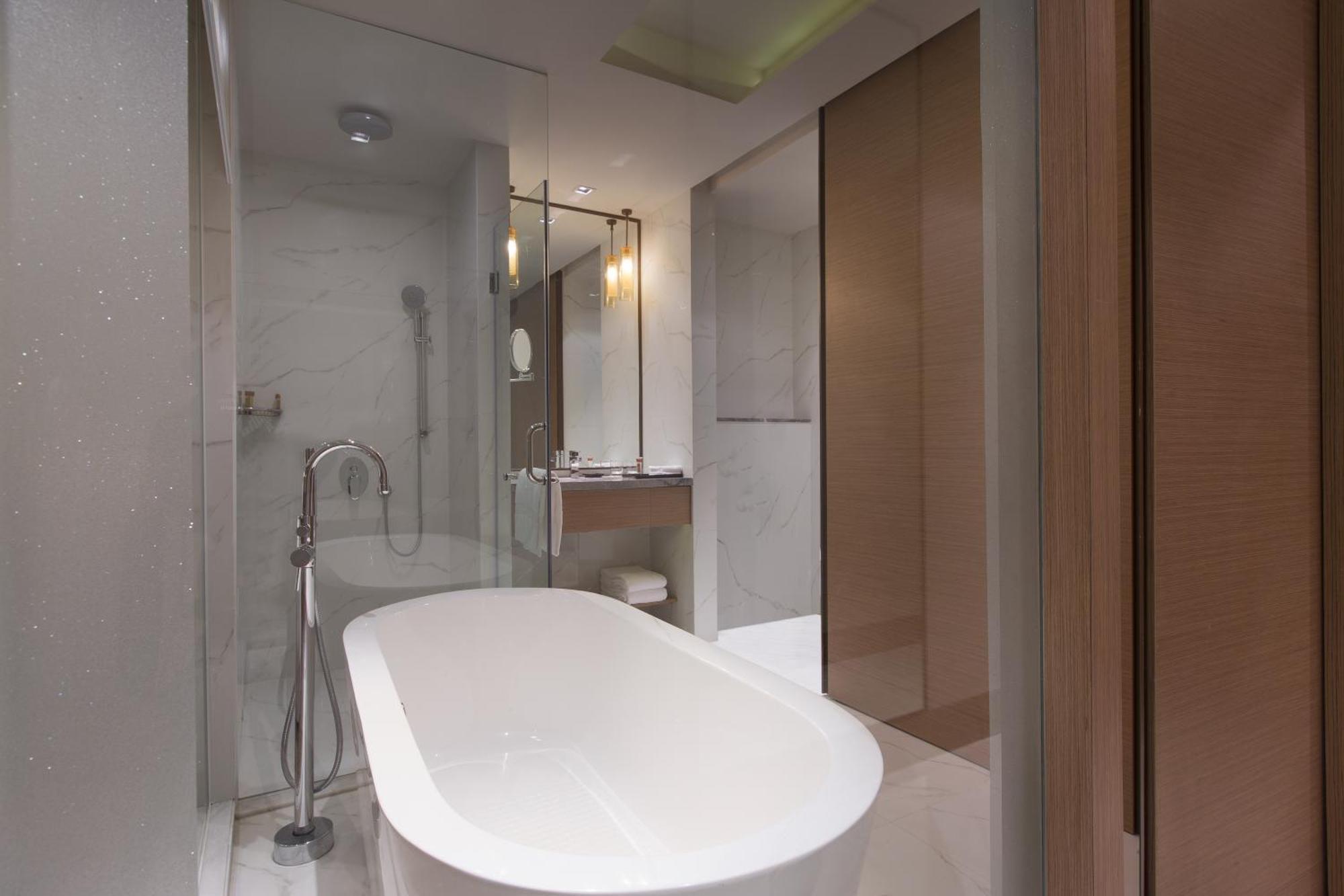 Sheraton Hotel 5*